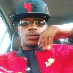 Meet your Posher, Max